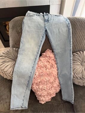 Abercrombie & Fitch Light Blue Women’s Skinny Jeans